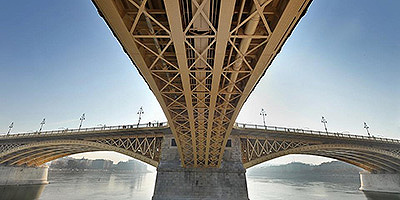 AxisVM_DetailedProjects_01_1_Reconstruction_Margit_bridge